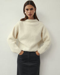 SWETER WEŁNIANY CALLS