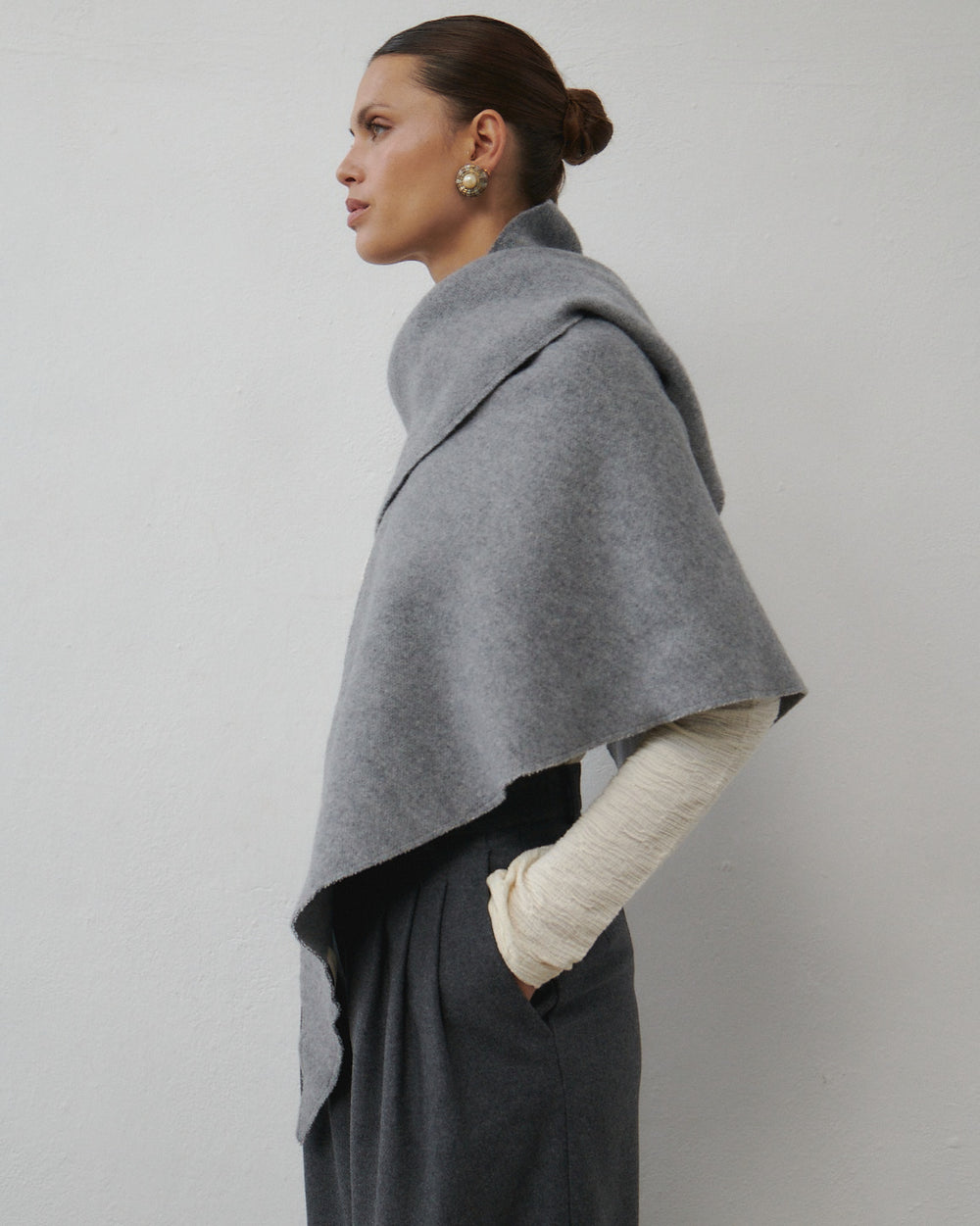 STILL SCARF GREY