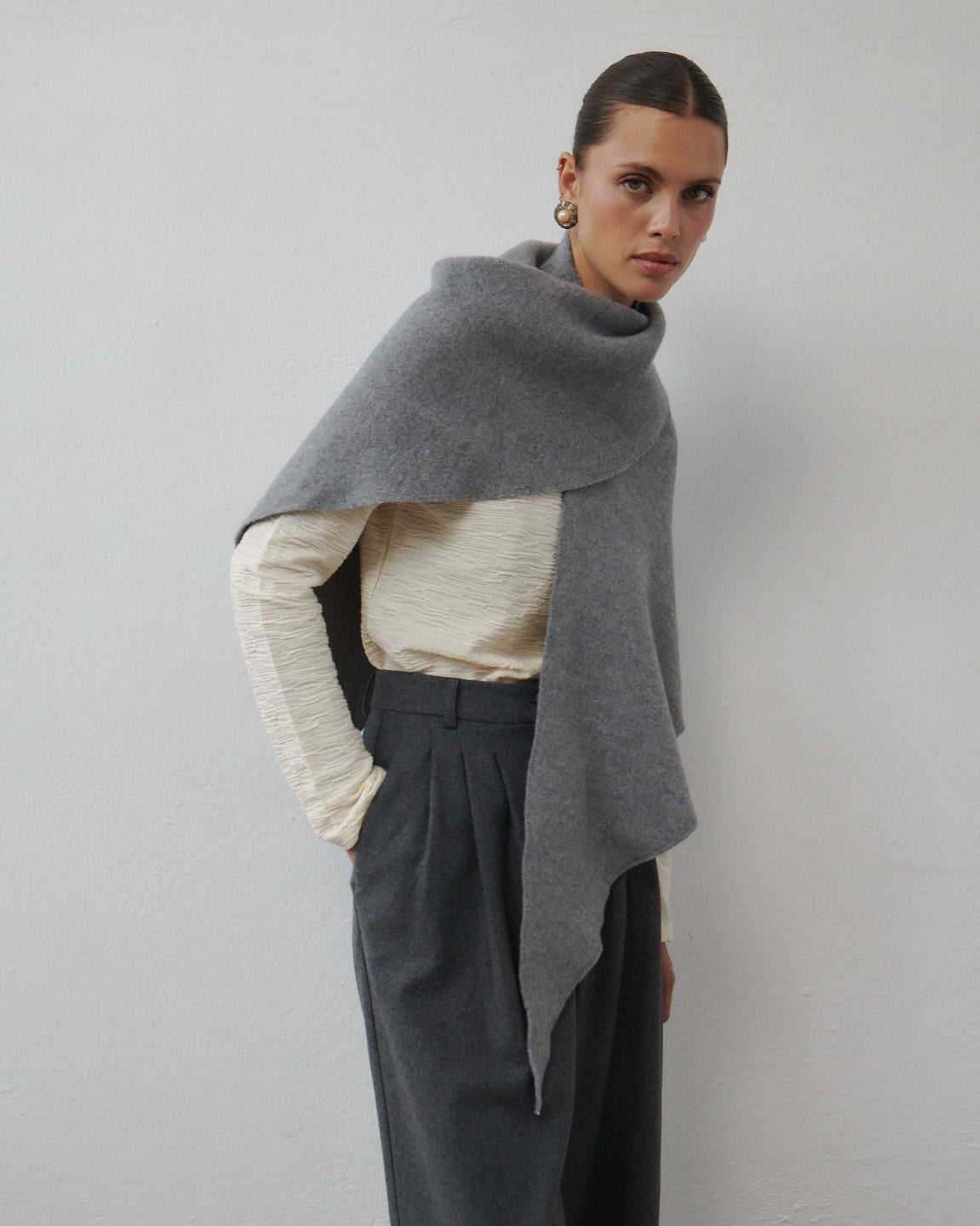 STILL SCARF GREY