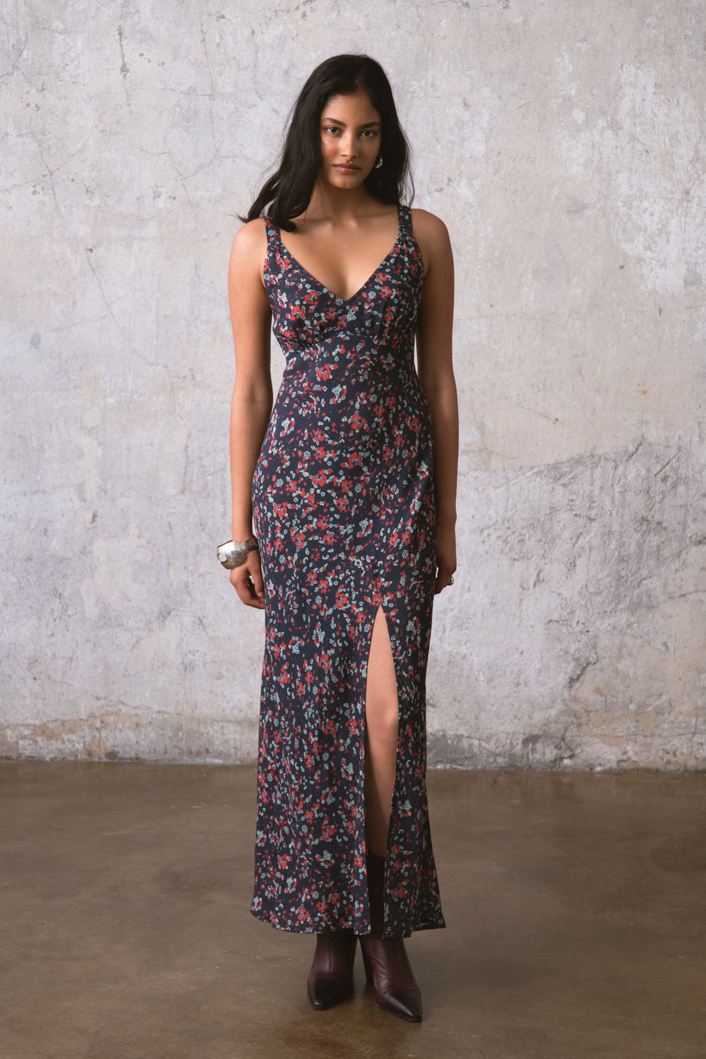 SUKIENKA MAXI FIG