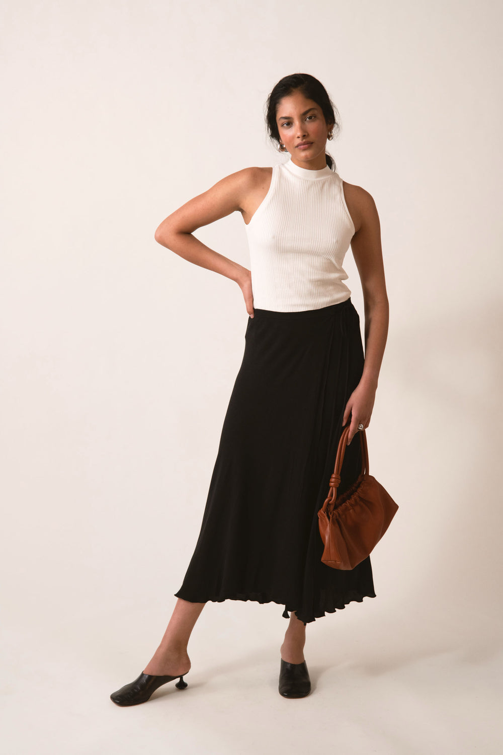 BELL SKIRT BLACK