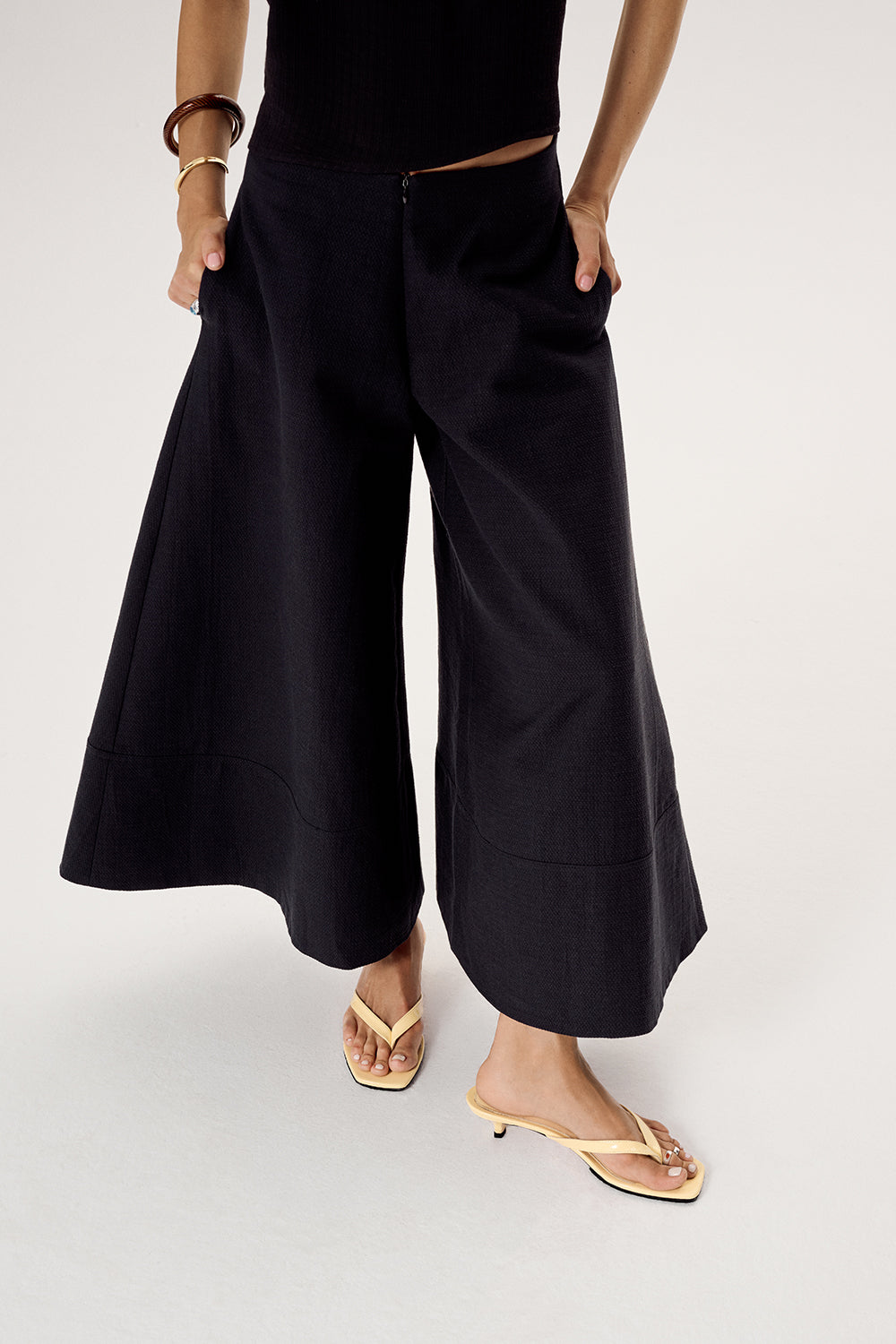 AMO PANTS BLACK