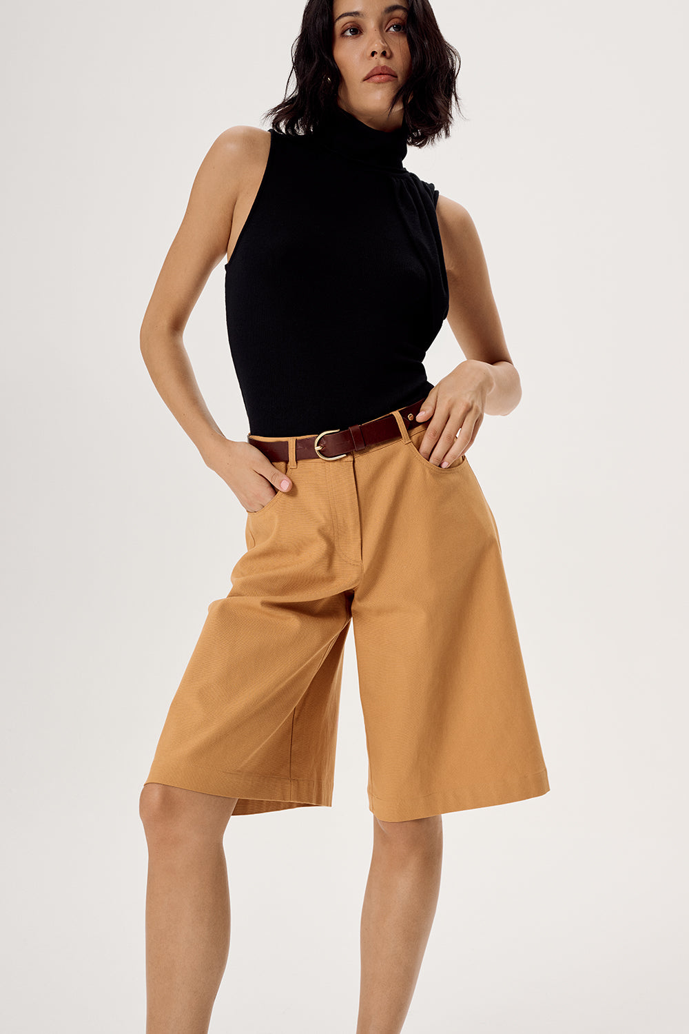 MOD SHORTS CARAMEL