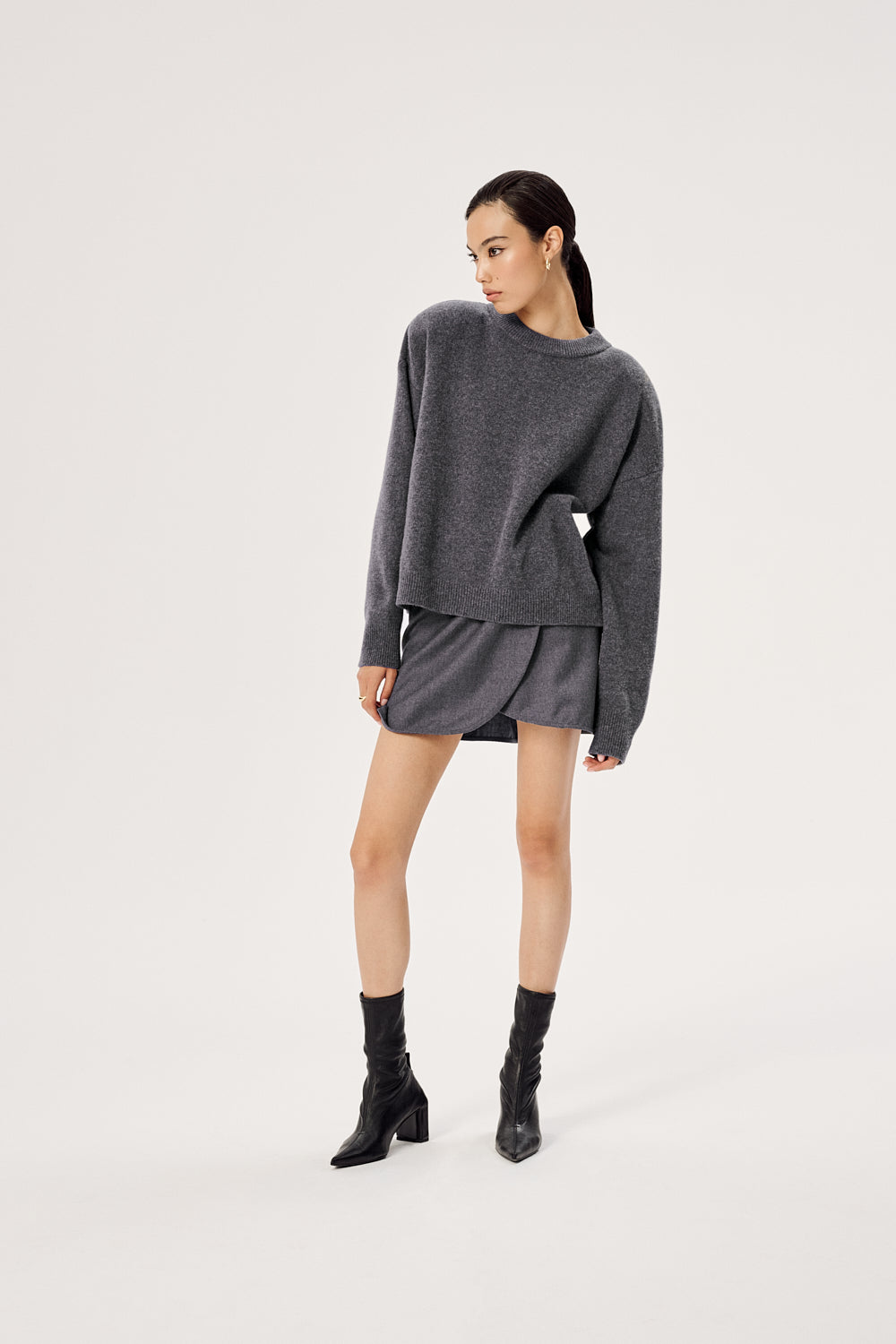 KAE WOOLEN MINI SKIRT