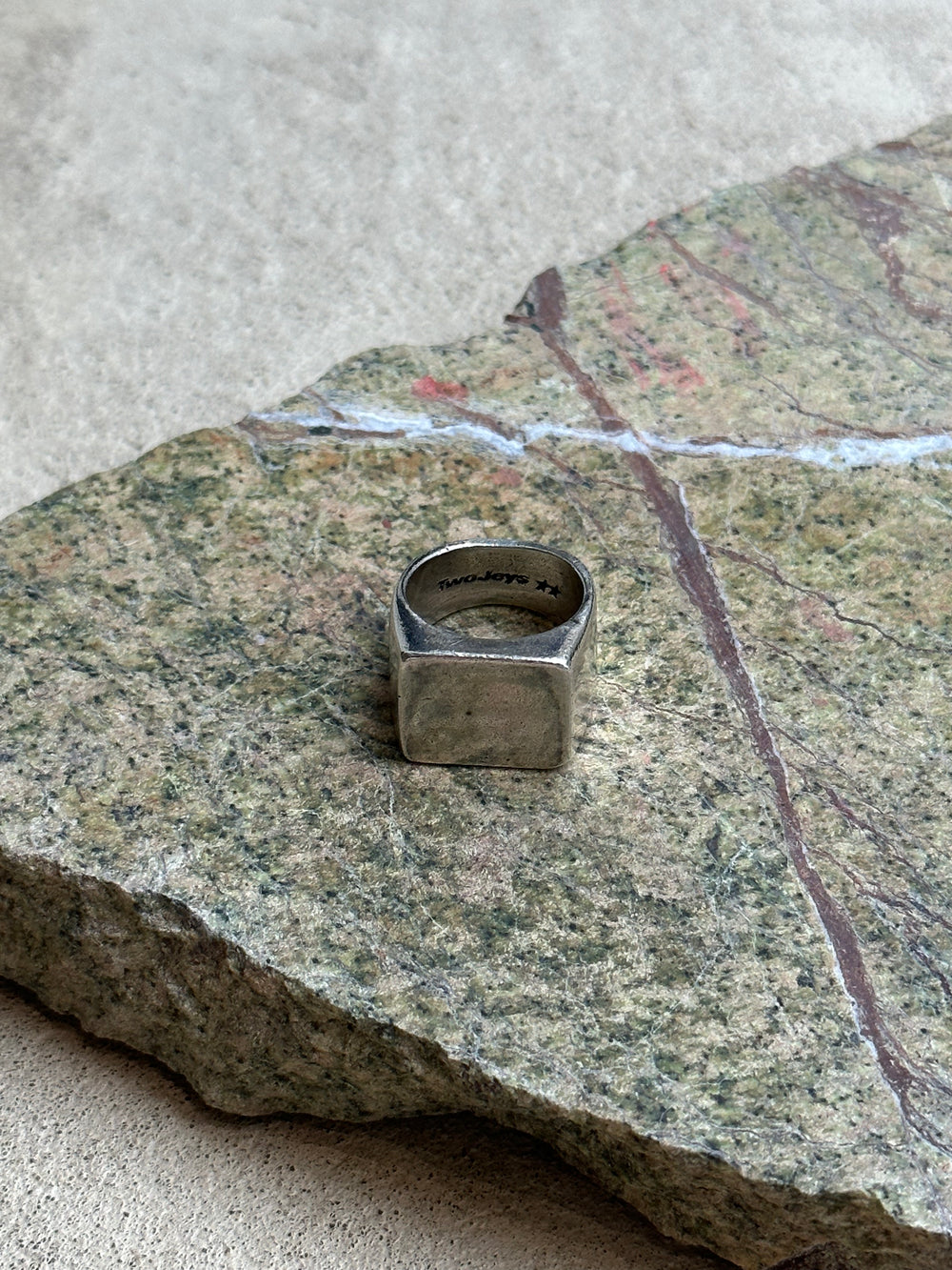 Dein quadratischer Ring
