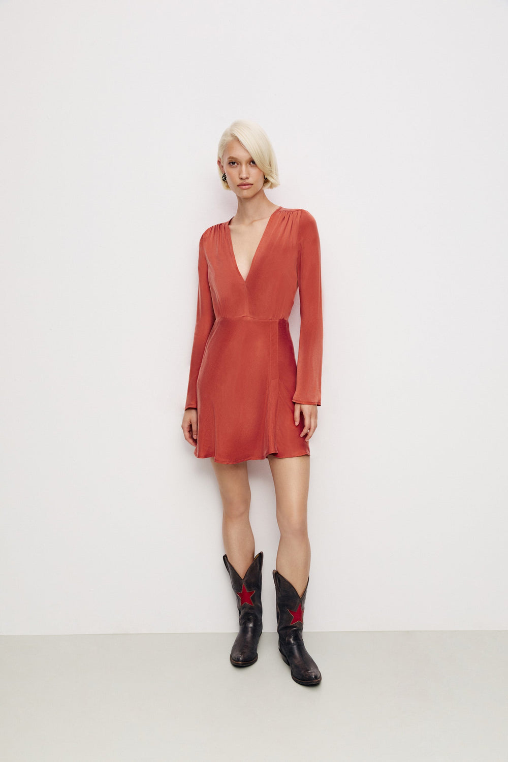 LA ROBE DE FREY